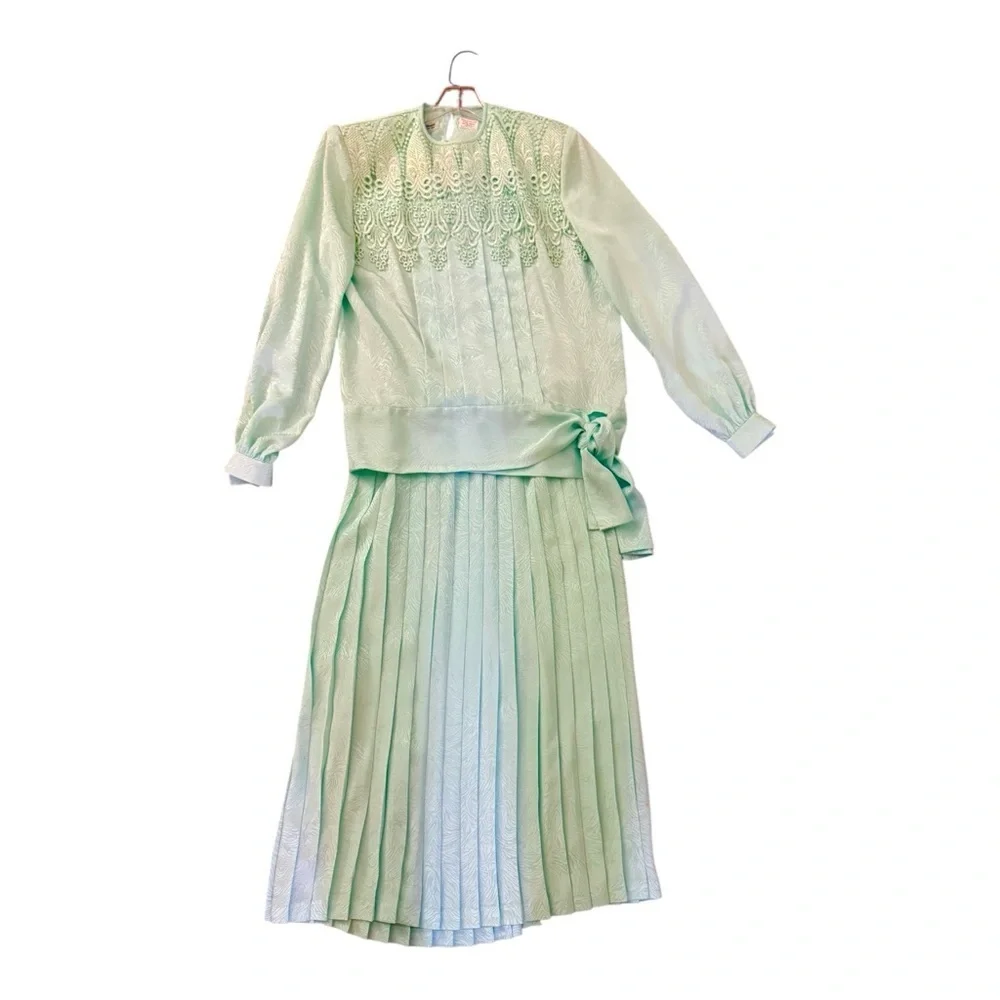 Vintage In The Mood Mint Green Lace Jacquard Blouse Skirt Set 8 Romantic Classic